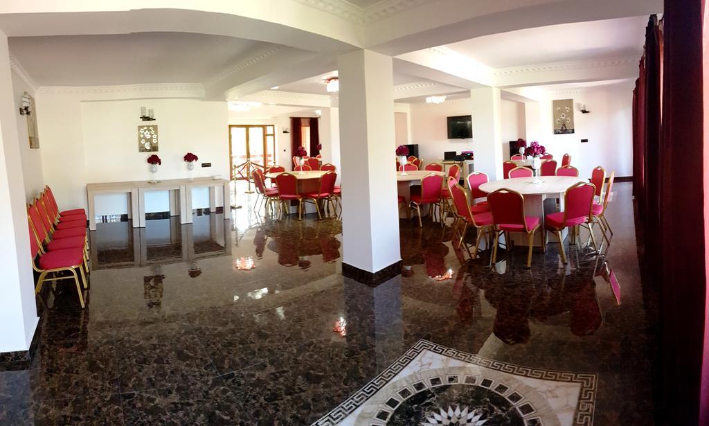 Pensiunea Casa Zarnesteana Hotel Zarnesti Luaran gambar