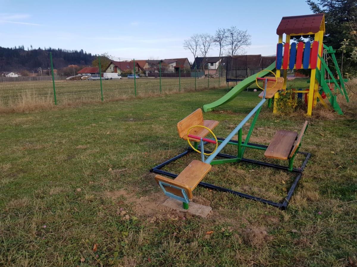 Pensiunea Casa Zarnesteana Hotel Zarnesti Luaran gambar